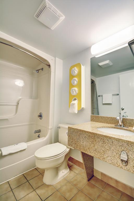 Motel 6-Newport, Ri 部屋 写真