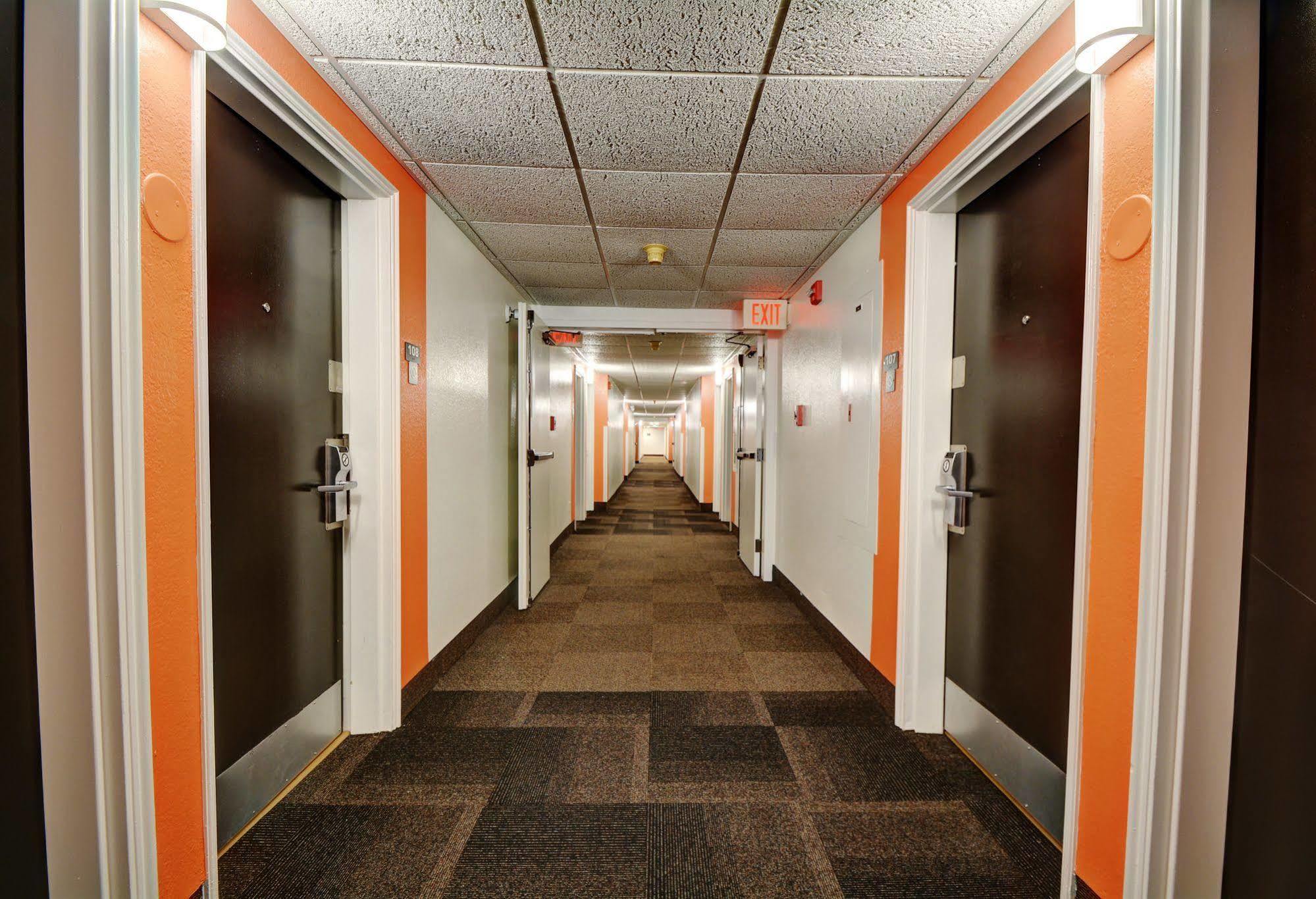 Motel 6-Newport, Ri エクステリア 写真