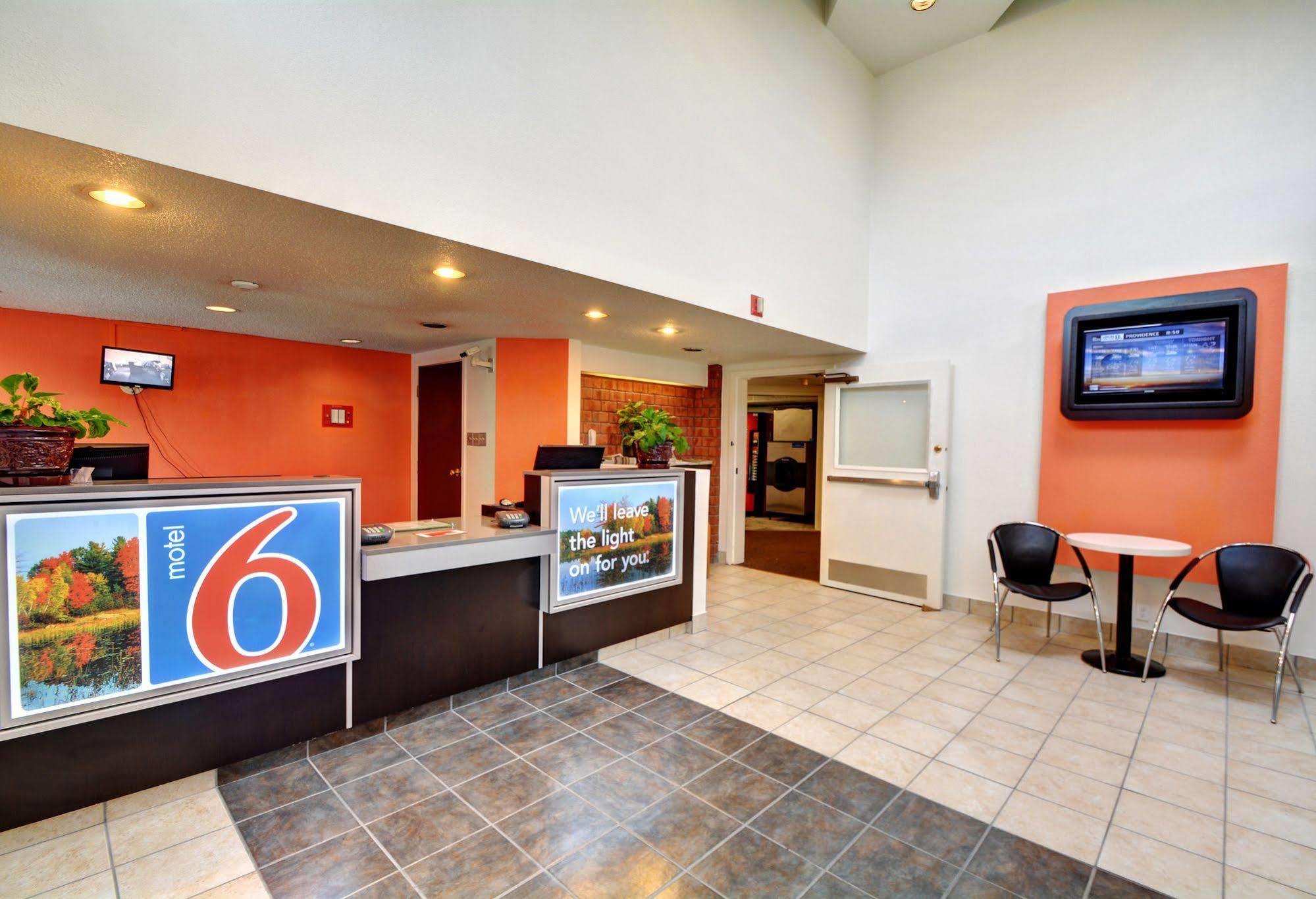 Motel 6-Newport, Ri エクステリア 写真