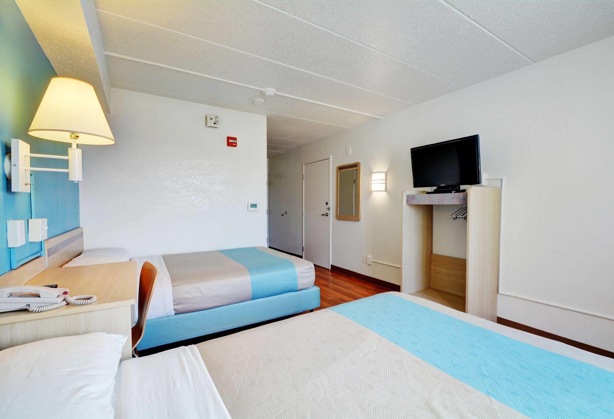 Motel 6-Newport, Ri エクステリア 写真