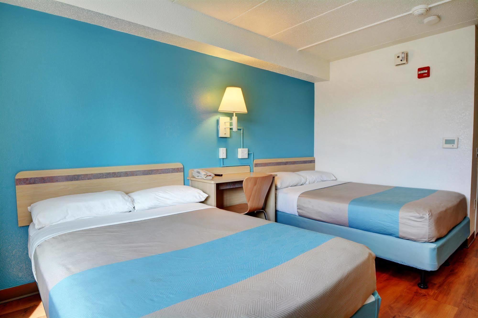 Motel 6-Newport, Ri エクステリア 写真