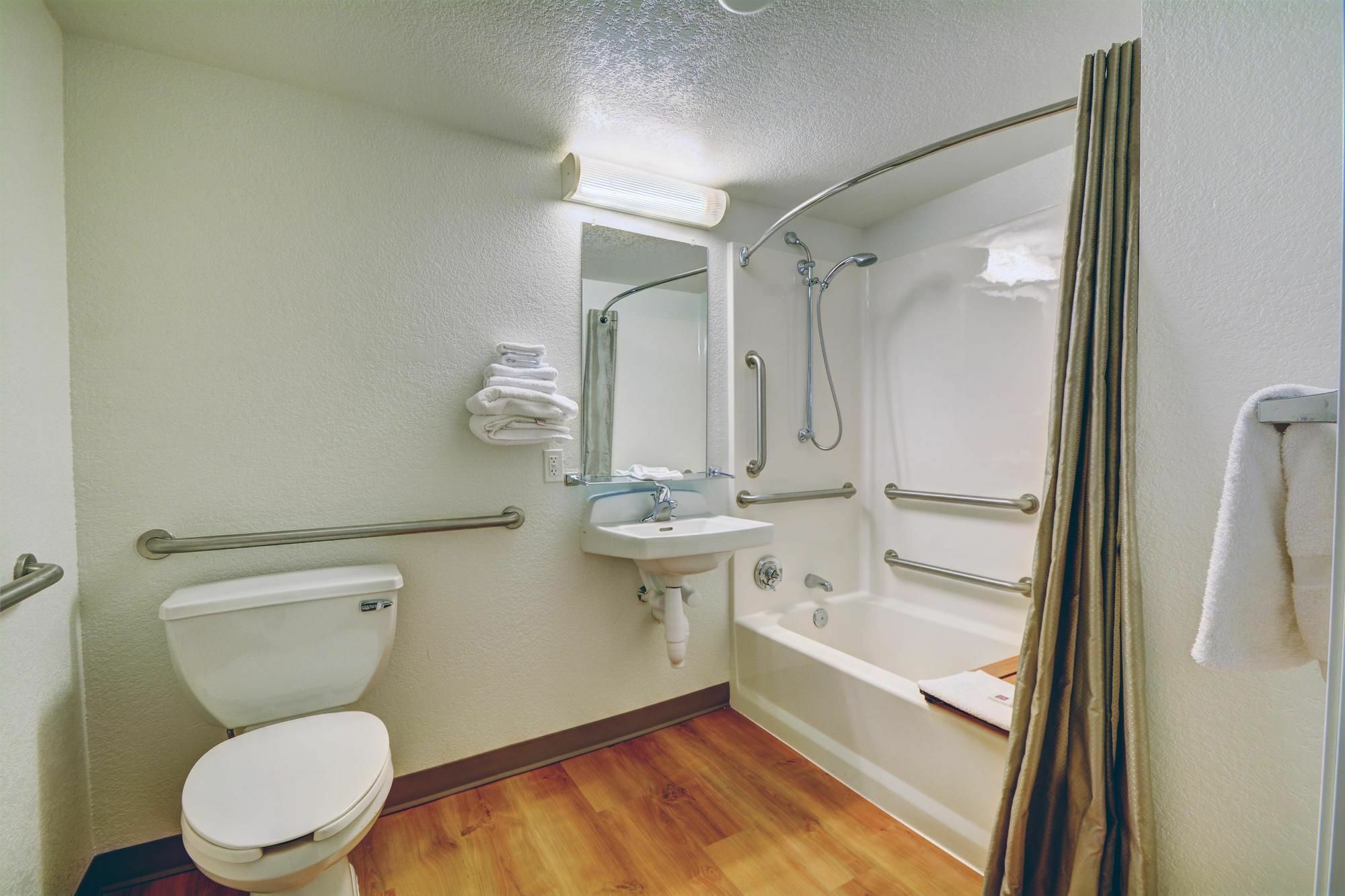 Motel 6-Newport, Ri エクステリア 写真